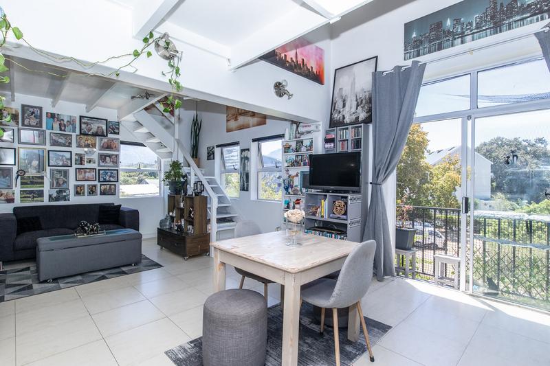 1 Bedroom Property for Sale in Plumstead Western Cape